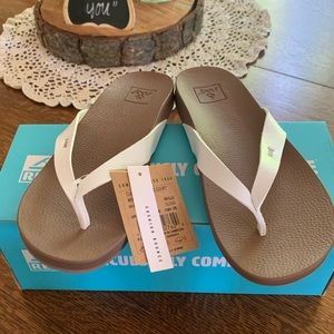 Reef- Cushion Bounce Court Flip Flop
